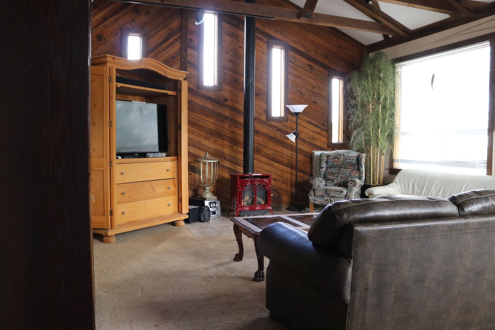 Grand Canyon Caverns Inn - photo 24