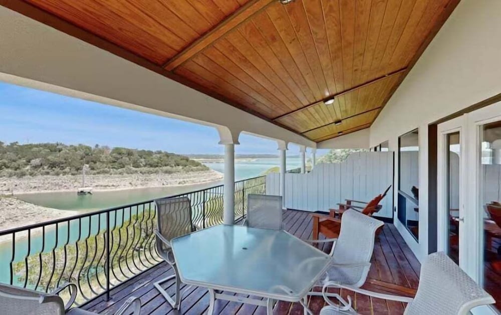 Vineyard Haus — 4-Star Luxury Hotel in Leander, United States