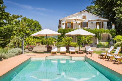 Villa dei Limoni — 4-Star Luxury Hotel in Ripatransone, Italy