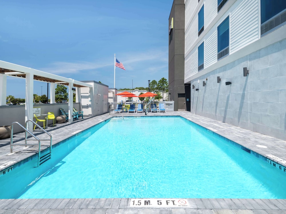 Home2 Suites by Hilton Santa Rosa Beach - photo 33