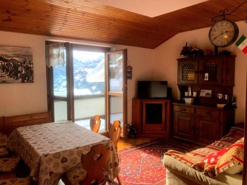 Rododendro Bluchalet — 4-Star Luxury Hotel in Sauze D'oulx, Italy