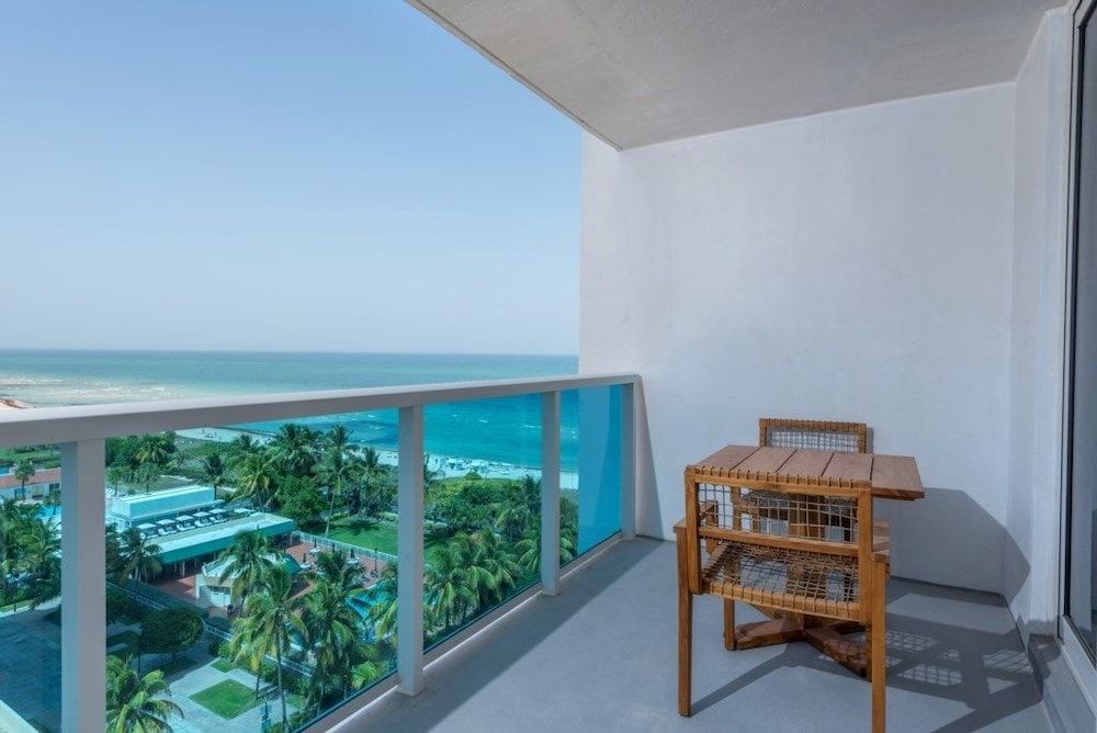 5 Star Hotel 2 2.5 Beachfront Unit 915 2 Bedroom Condo - photo 15