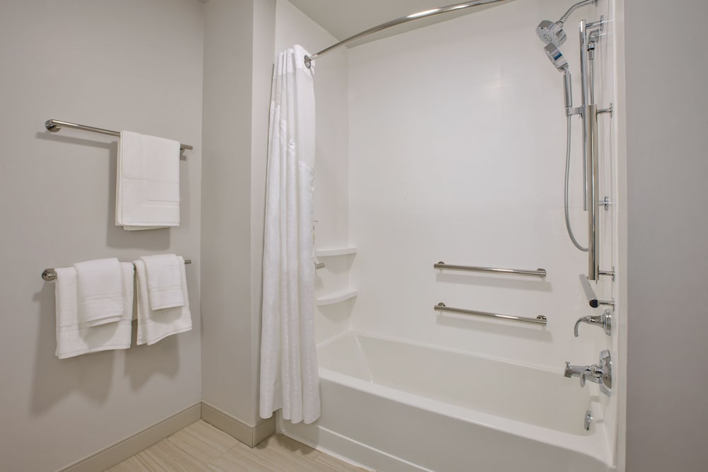 Holiday Inn Express & Suites Wooster by IHG - photo 14