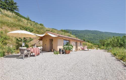 Chalet Calvenere — 4-Star Luxury Hotel in Calvene, Italy