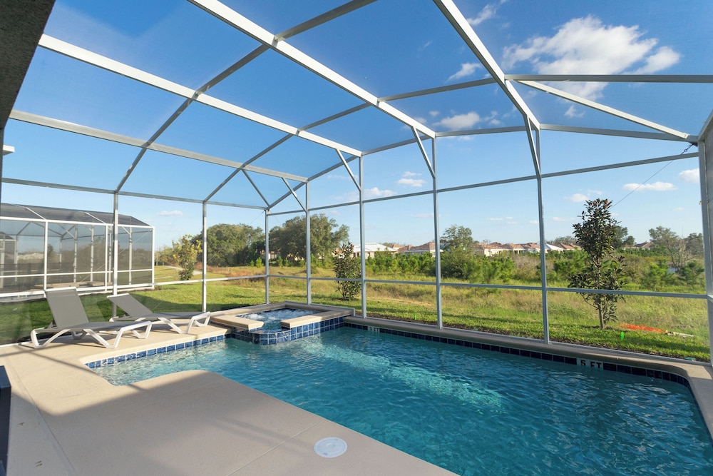 Gorgeous 6 Bd SF Close to Disney w Pool Champions Gate Resort 712 - photo 50