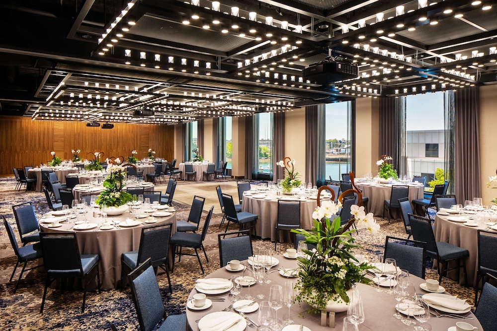 Homewood Suites by Hilton Boston Seaport District - photo 38