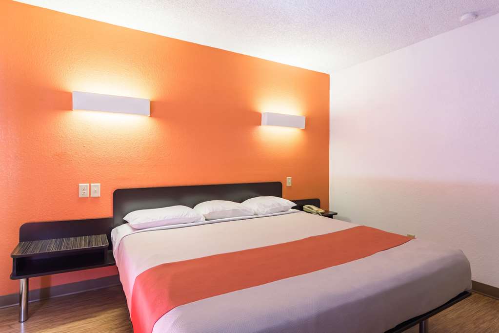 Motel 6 Arkadelphia AR - photo 13