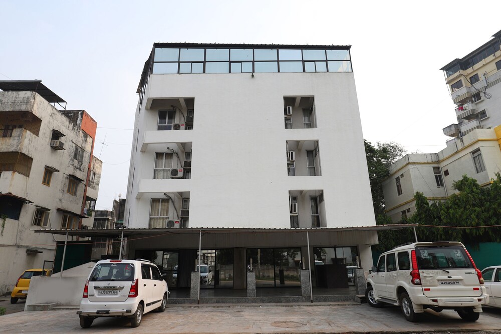 Tulsi Hotels in Vadodara, India
