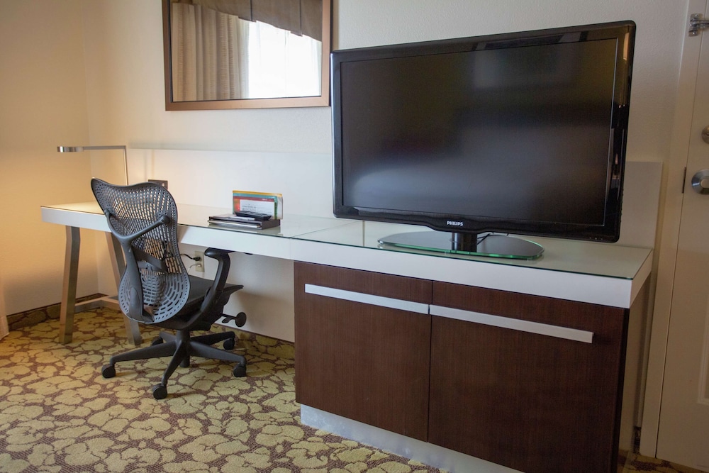 Hilton Garden Inn Temple Medical Center - photo 14
