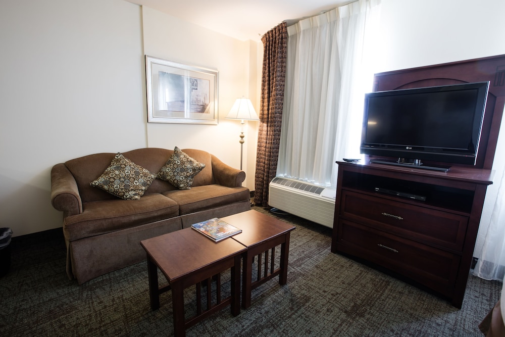 Staybridge Suites Austin Airport by IHG - photo 29