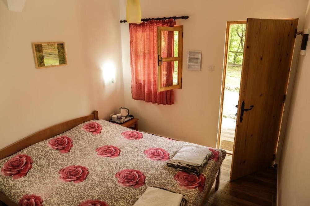 GRAB ethno village and camp — Podgorica — photo 3