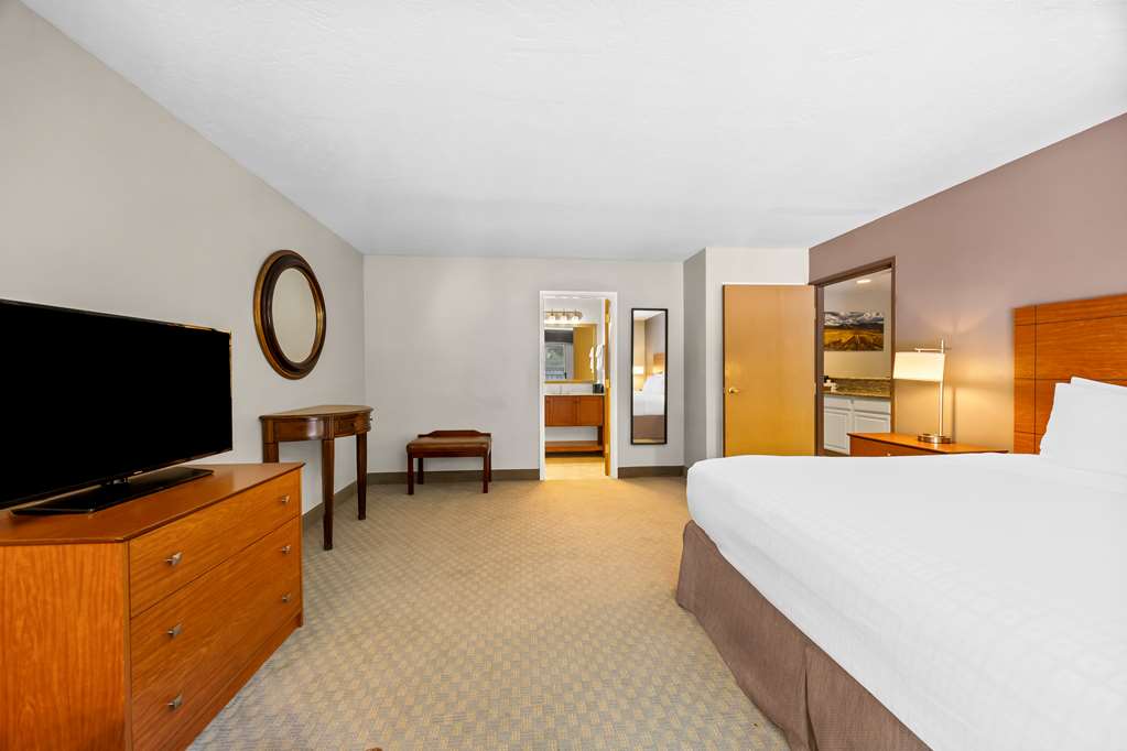 Best Western Inn At The Rogue - photo 15