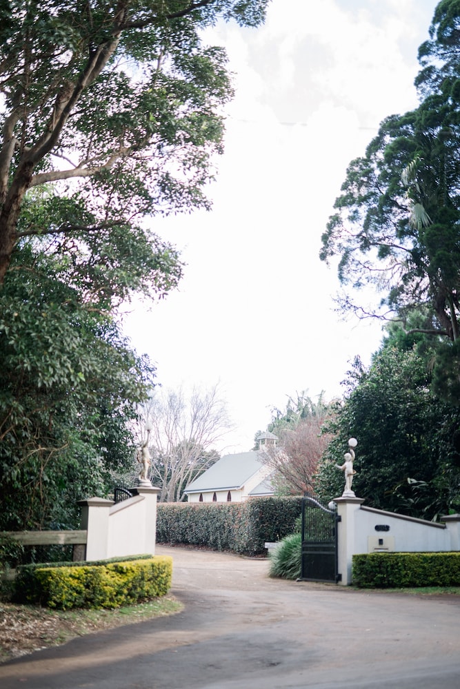 Shambala Estate - carbon neutral hotel in Tamborine Mountain