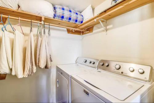 39 Monkshood in Pagosa Springs, United States