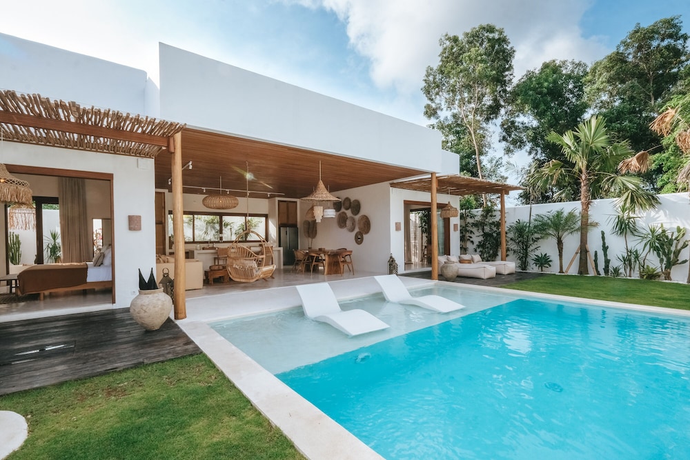 Amaka Villas — 4-Star Luxury Hotel in Pecatu, Indonesia
