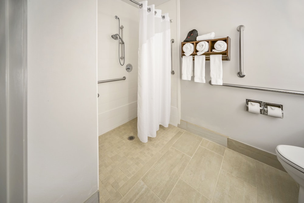 Holiday Inn Express Indianapolis South by IHG - photo 28