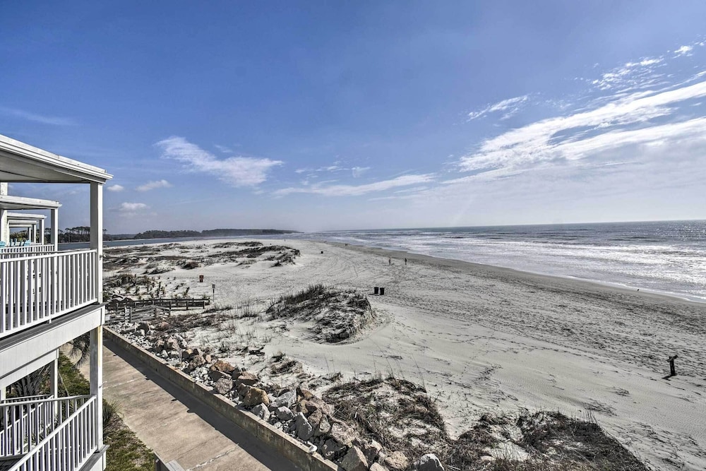 The Sea Shed Ocean Front Condo — 4-Star Luxury Hotel in Myrtle Beach, United States