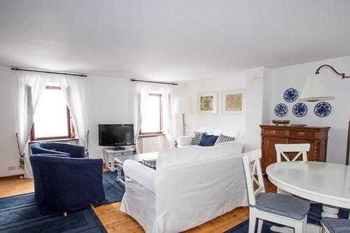 Apartment Mediterraneo 120 — 4-Star Luxury Hotel in Cannero Riviera, Italy