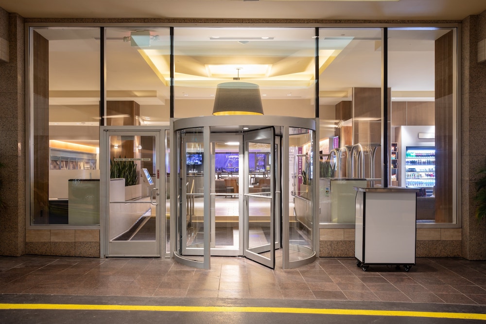 Crowne Plaza Kansas City Downtown by IHG - photo 66