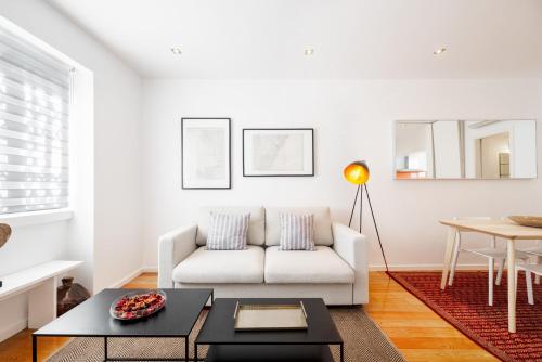 Navegantes Townhouse by Olala Homes — 4-Star Luxury Hotel in Cascais, Portugal