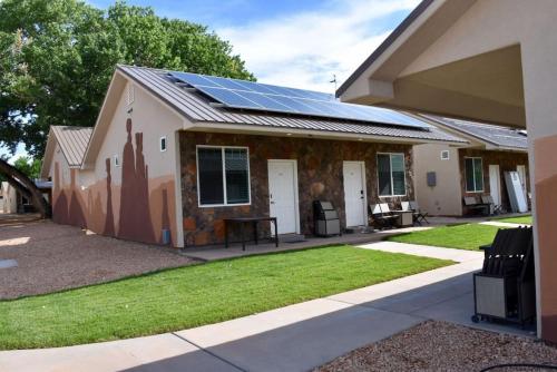 Bunkhouse 7B Near Grove Of Trees — hotel in Laverkin