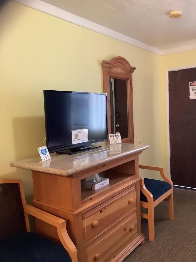 Independence Courthouse Motel - photo 16
