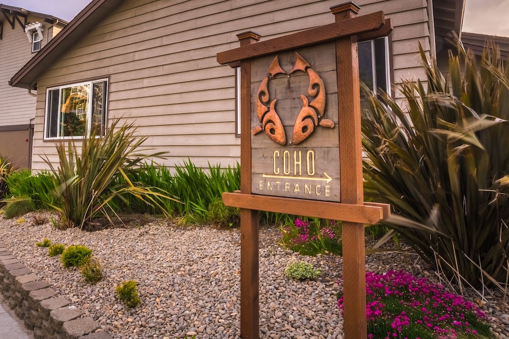The Coho Oceanfront Lodge - photo 60