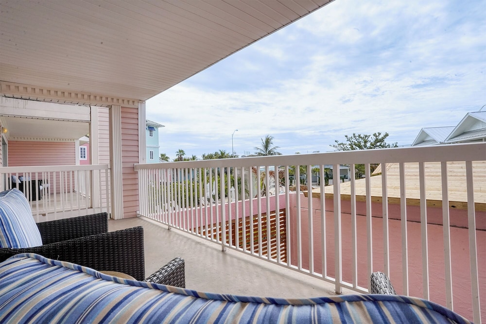 Lighthouse Resort Inn & Suites - photo 45