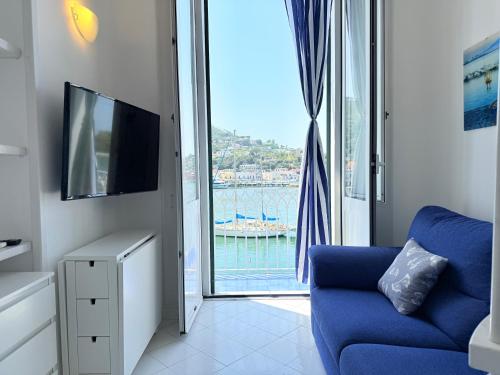 Riva Destra Home By DomusExtra — 4-Star Luxury Hotel in Ischia, Italy
