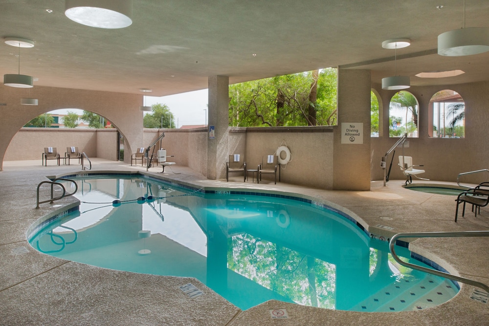 GreenTree Hotel Phoenix West - photo 23