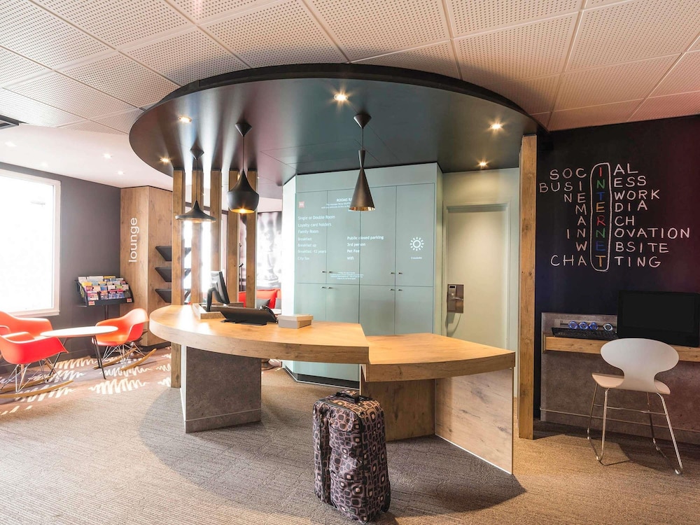 Ibis La Rochelle Centre Historique Hotel in La Rochelle, France