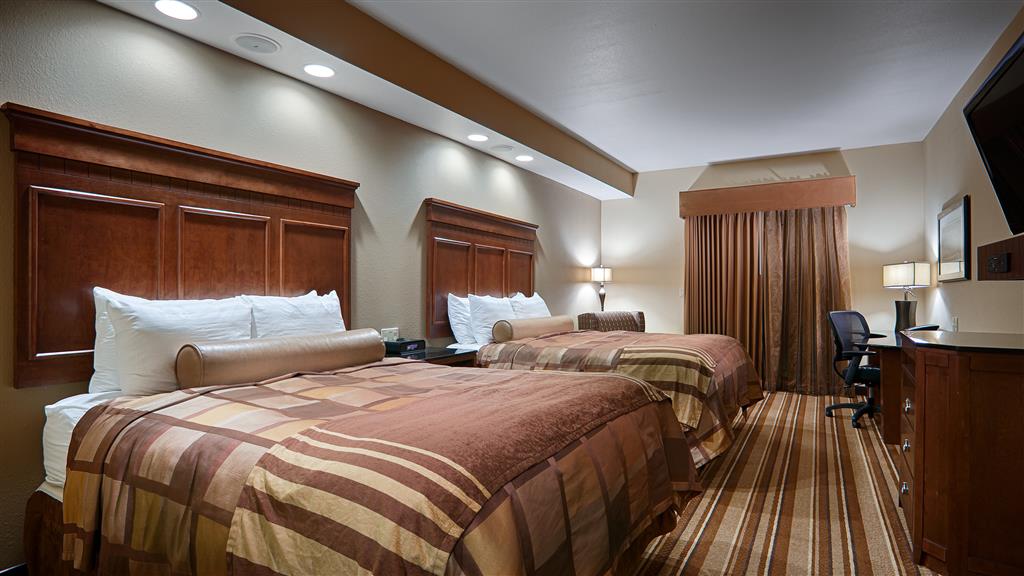Best Western Plus KC Speedway Inn & Suites - photo 12