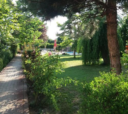 Oázis Wellness Panzio in Szigetszentmiklos, Hungary