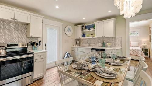 Canal Upper Gorgeous 3 bed 3 bath near SK Village - photo 20