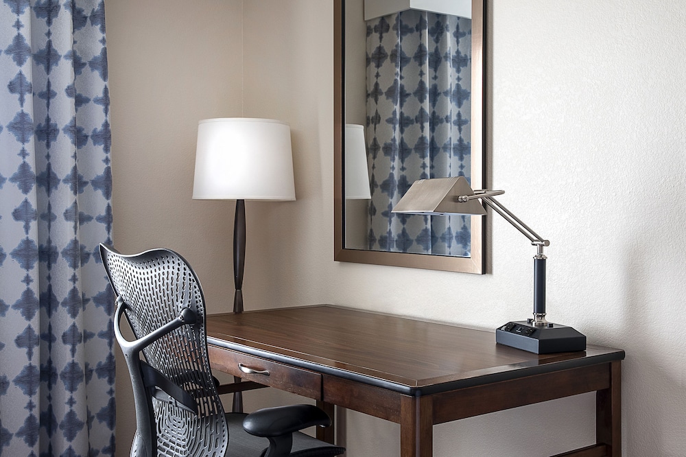 Hilton Garden Inn Cleveland Downtown - photo 6