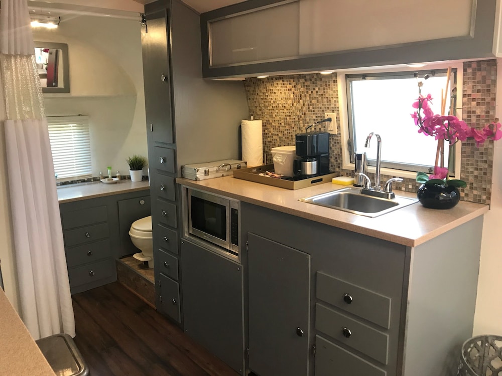 Palm Canyon Hotel & RV Resort - photo 45
