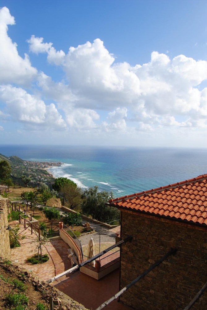 Casale Santa Rosalia — 4-Star Luxury Hotel in San Mauro Cilento, Italy