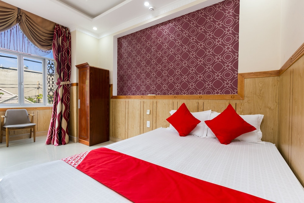 Ninh Giang Hotel — Vung Tau