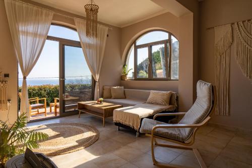 Driftwood Holiday Home — 4-Star Luxury Hotel in Zakynthos, Greece