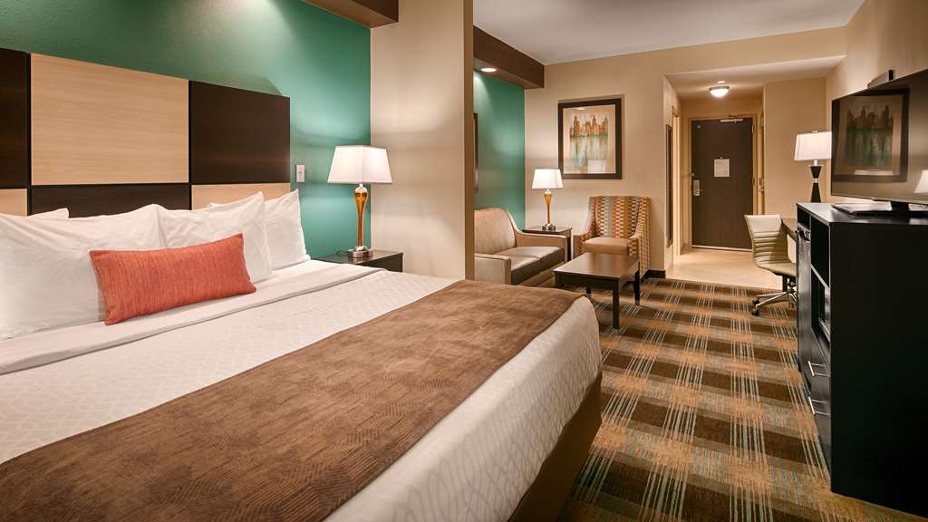 Best Western Plus Atrium Inn & Suites - photo 18