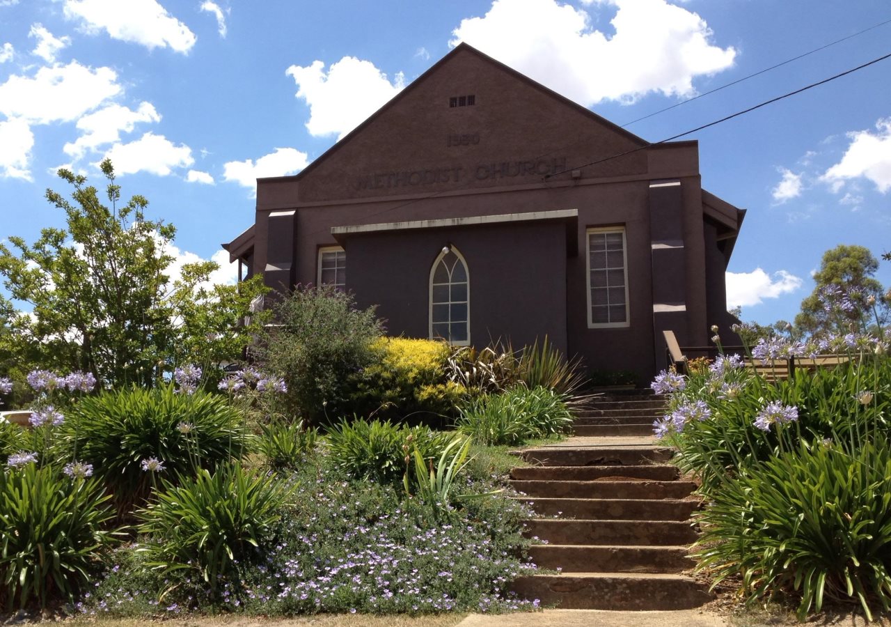 Church House B&B Gundagai — 4-Star Luxury Hotel in Gundagai, Australia