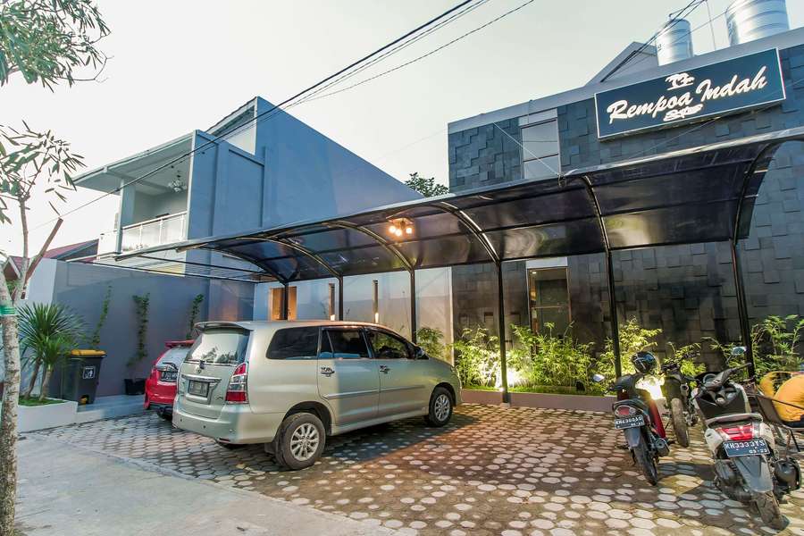 RedDoorz near Universitas Muhammadiyah Palangkaraya — hotel near Tjilik Riwut Airport