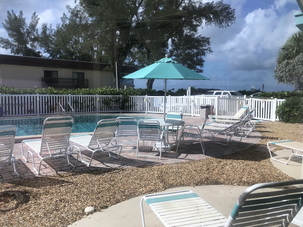 Coconuts Beach Resort - photo 104