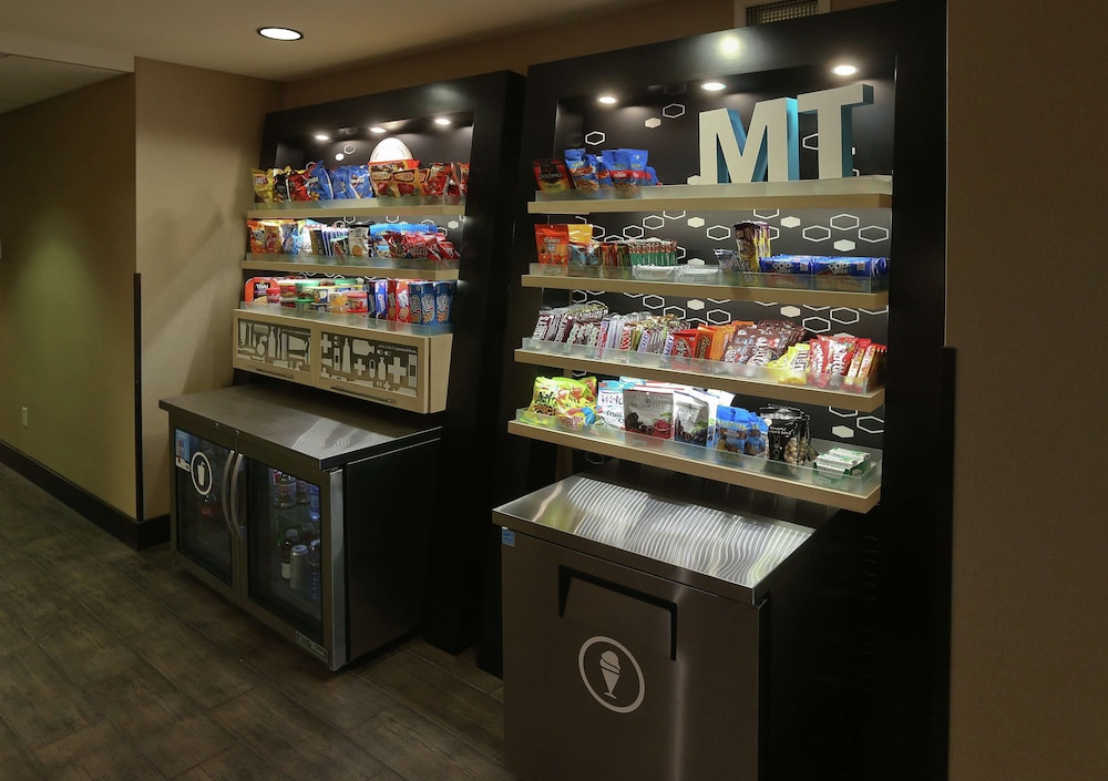 Hampton Inn Billings - photo 26
