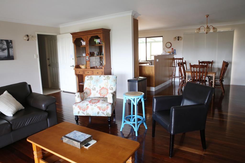 Porter's Plainland Hotel — 4-Star Luxury Hotel in Plainland, Australia
