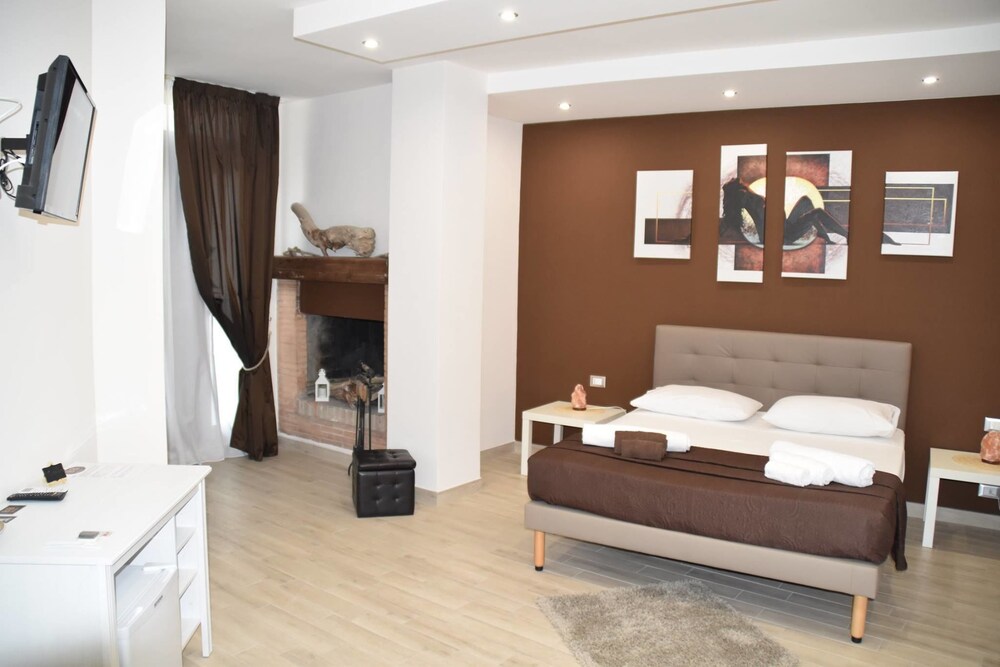 B&B Berlen — 4-Star Luxury Hotel in Torremaggiore, Italy