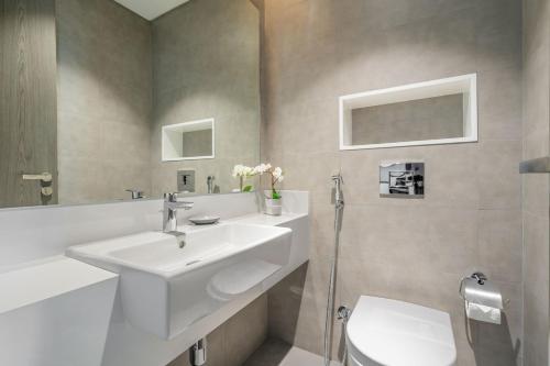 Aesthetic 1Br Chrystal Lagoon — 4-Star Luxury Hotel in Dubai, United Arab Emirates