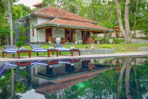 Villa Godahena — 4-Star Luxury Hotel in Ambalangoda, Sri Lanka