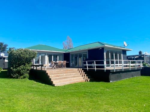 Manly Beachfront - carbon neutral hotel in Unknown City