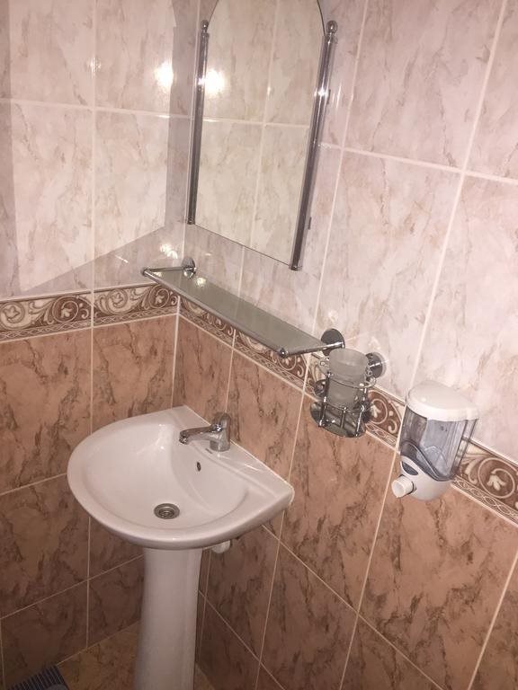 Zolotyie Vorota Guest House — 5-Star Luxury Hotel in Koktebel, Russia